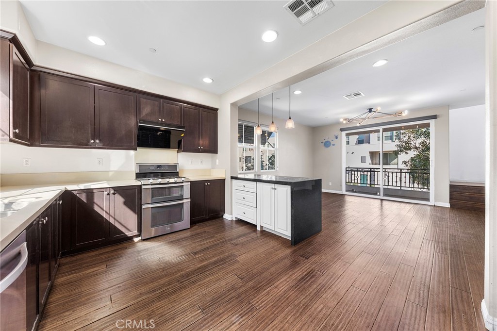 158 Macintosh Way