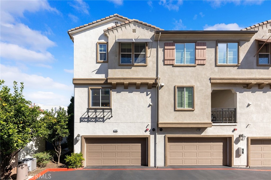 158 Macintosh Way