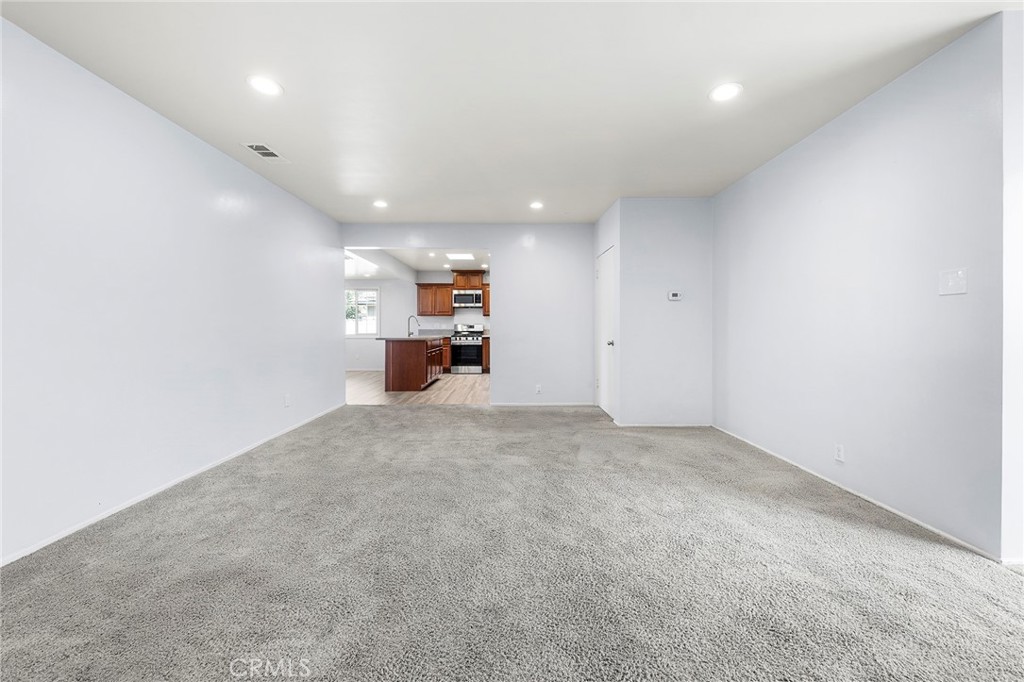 307 N Morris Avenue