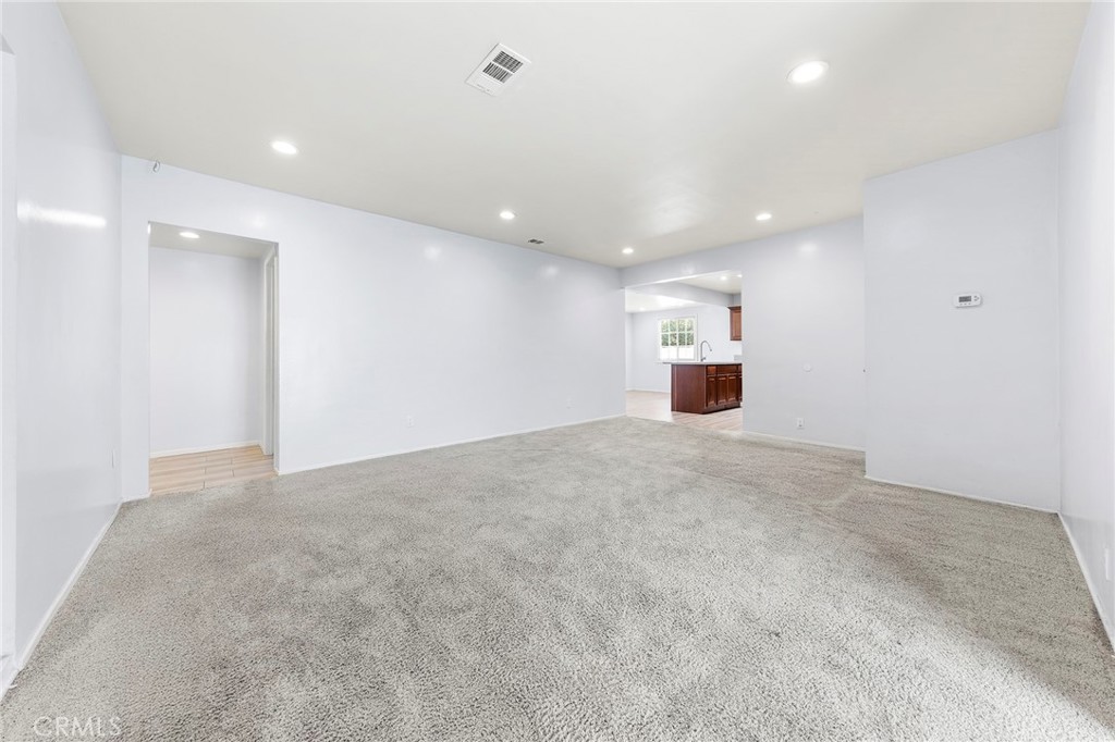 307 N Morris Avenue
