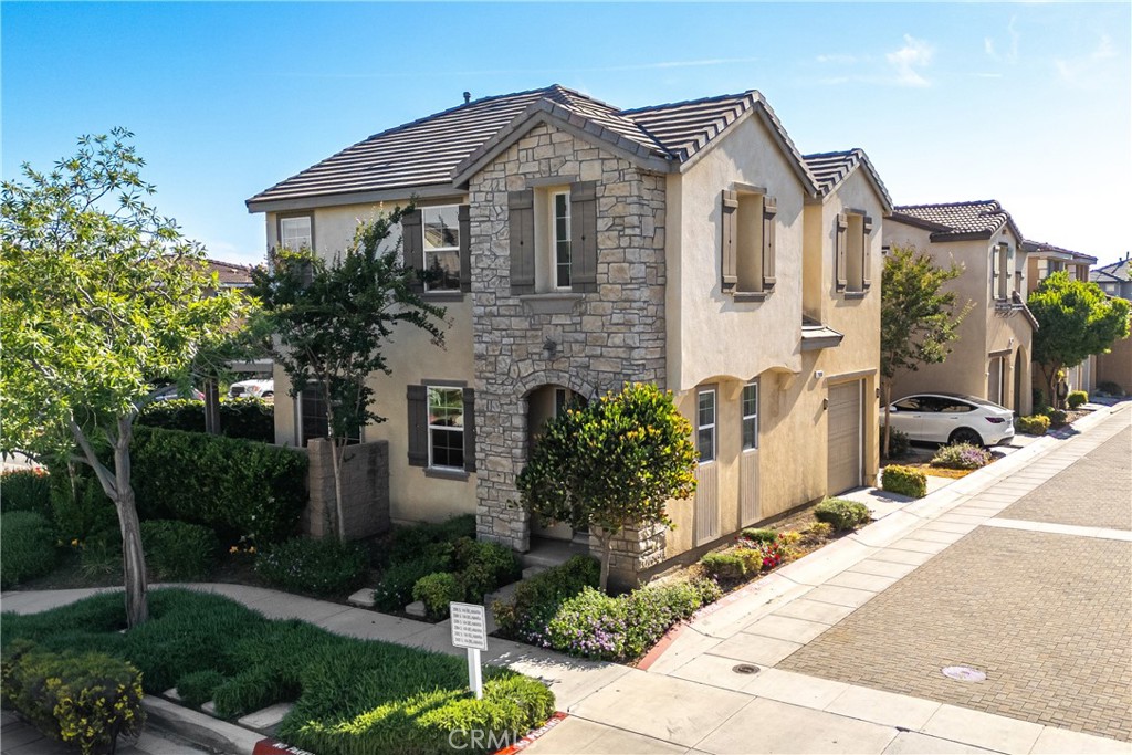 2890 S Via Belamaria