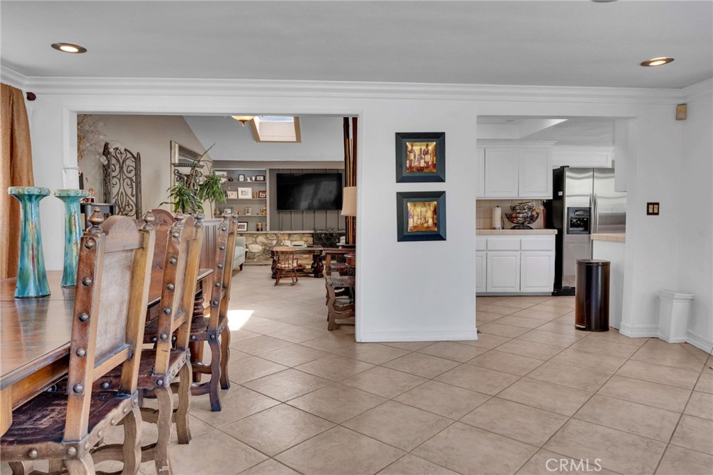 903 Crest Vista Drive