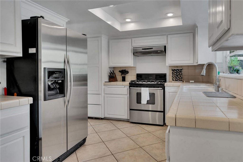 903 Crest Vista Drive