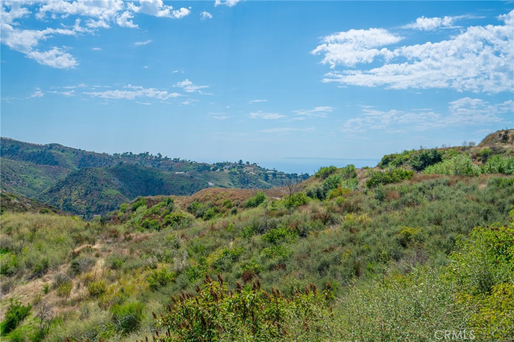 0 Castro Peak Motorway