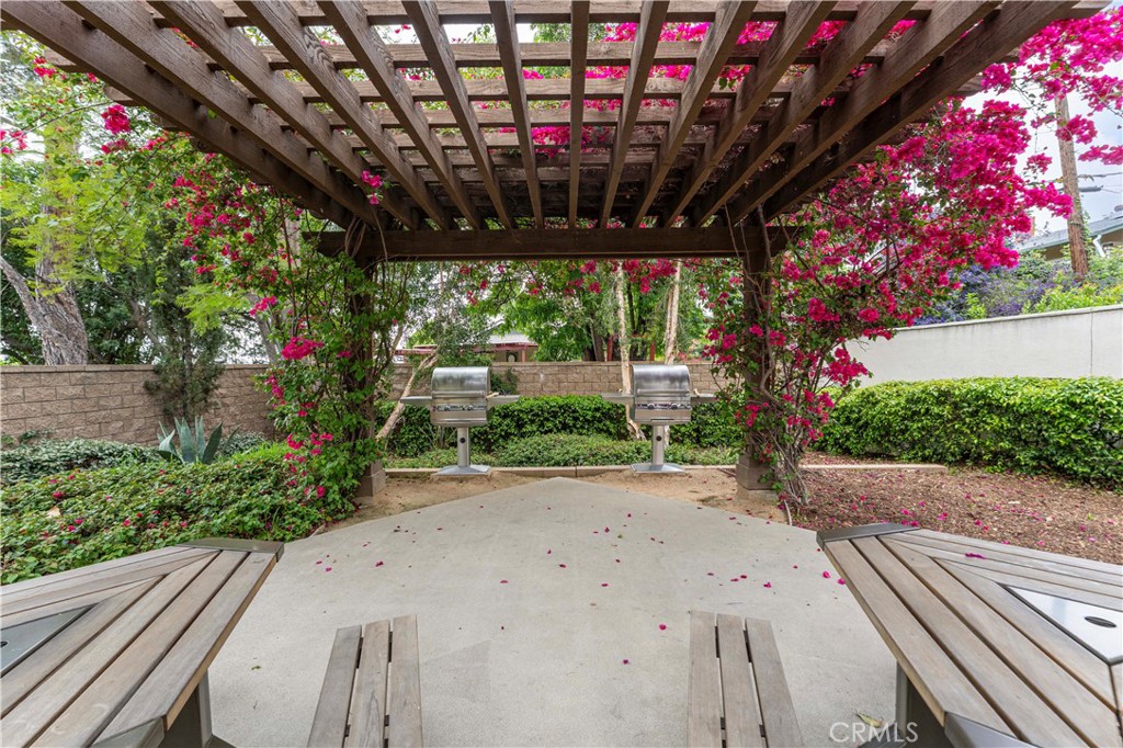 1357 Bonnie Cove Avenue