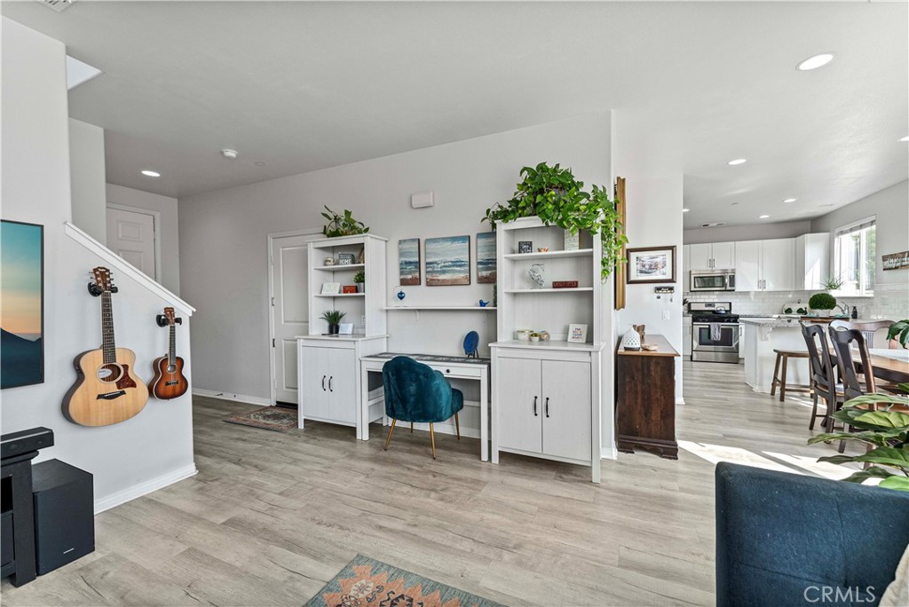 1357 Bonnie Cove Avenue