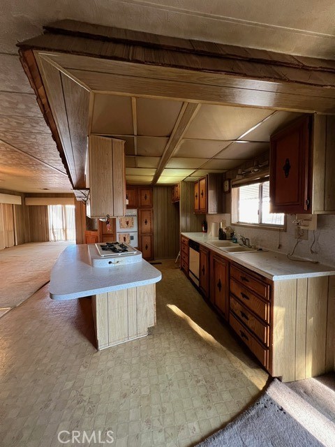 17350 Temple Avenue 62