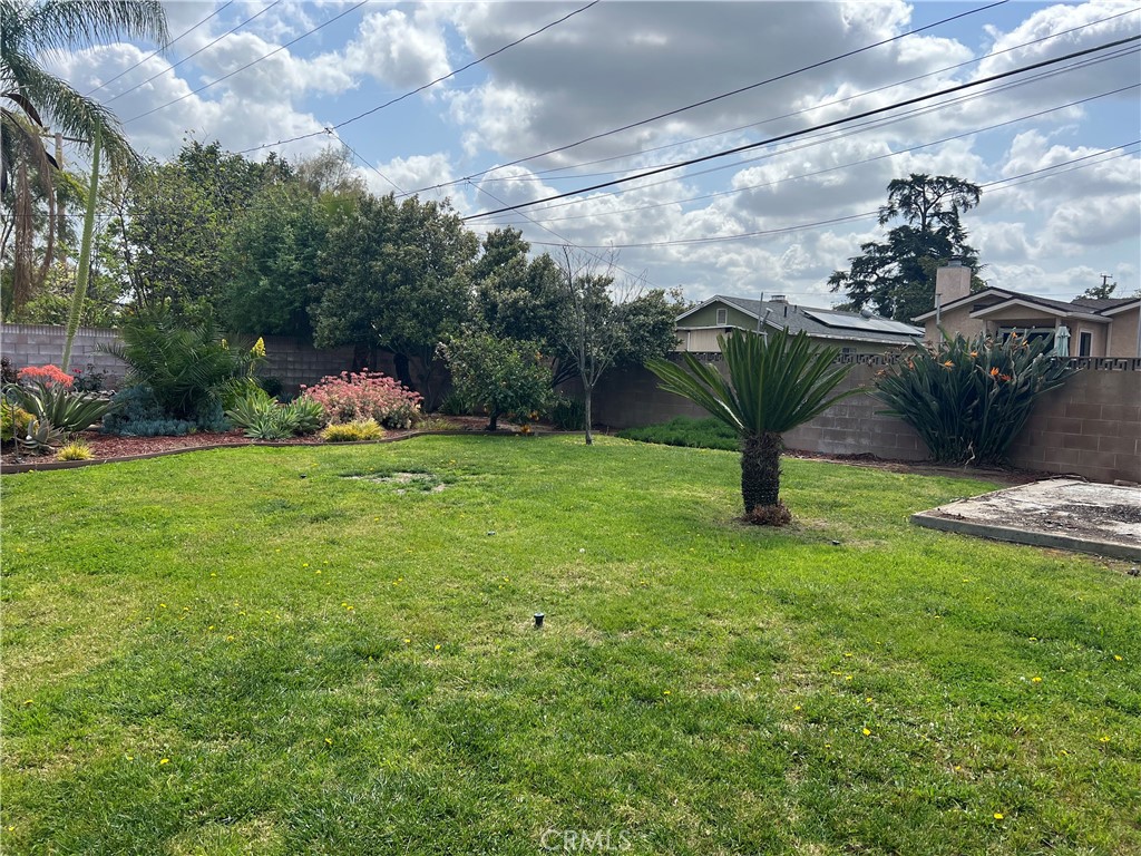 706 E Herring Avenue