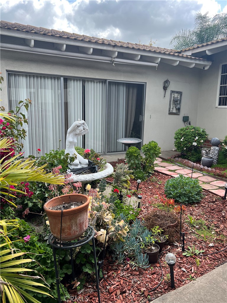 706 E Herring Avenue