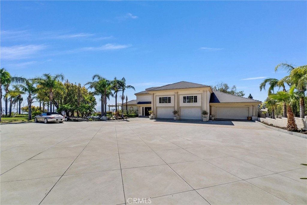 10817 Carriage Drive