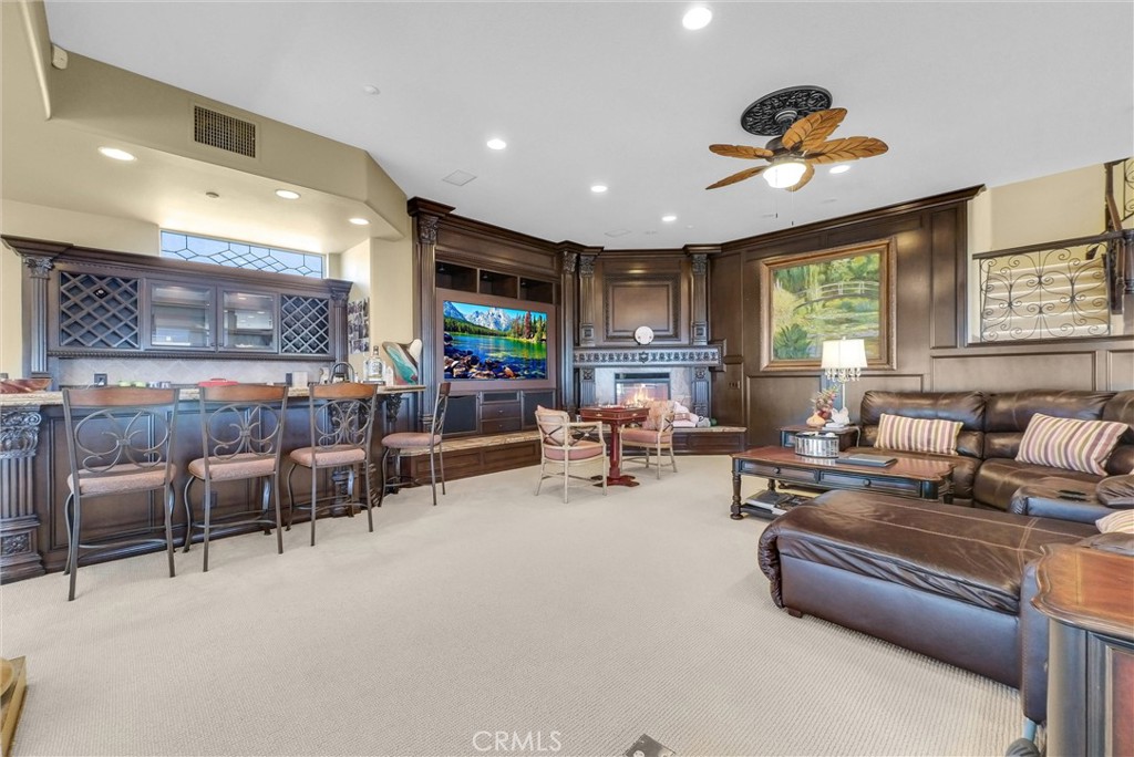 10817 Carriage Drive