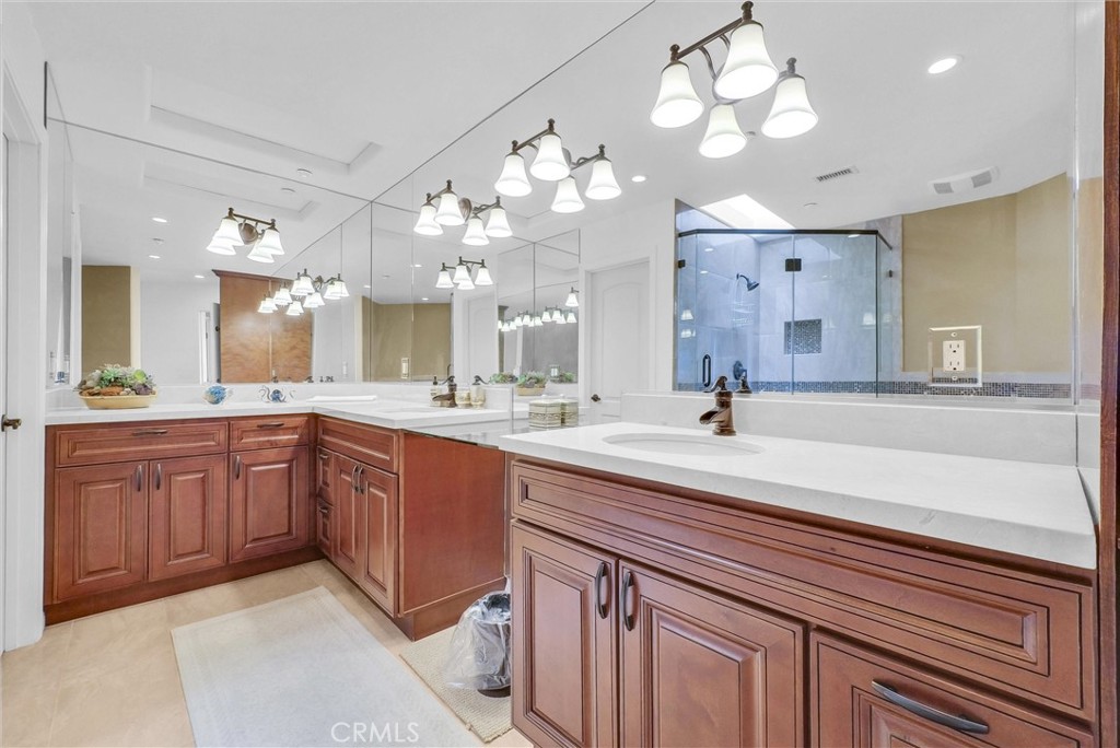 10817 Carriage Drive