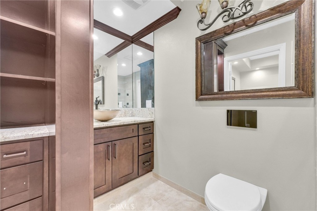 10817 Carriage Drive