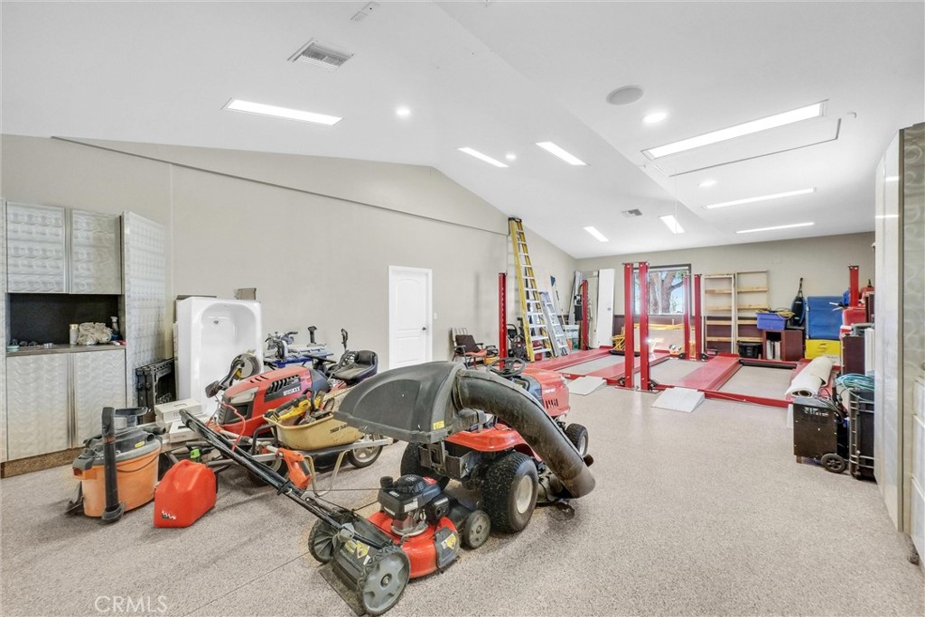 10817 Carriage Drive