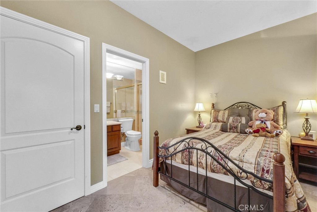 10817 Carriage Drive