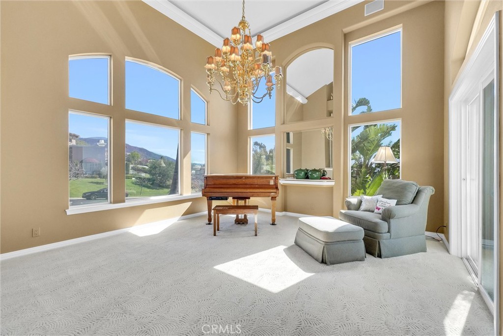 10817 Carriage Drive