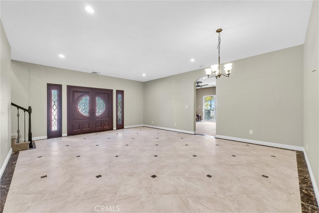 10817 Carriage Drive
