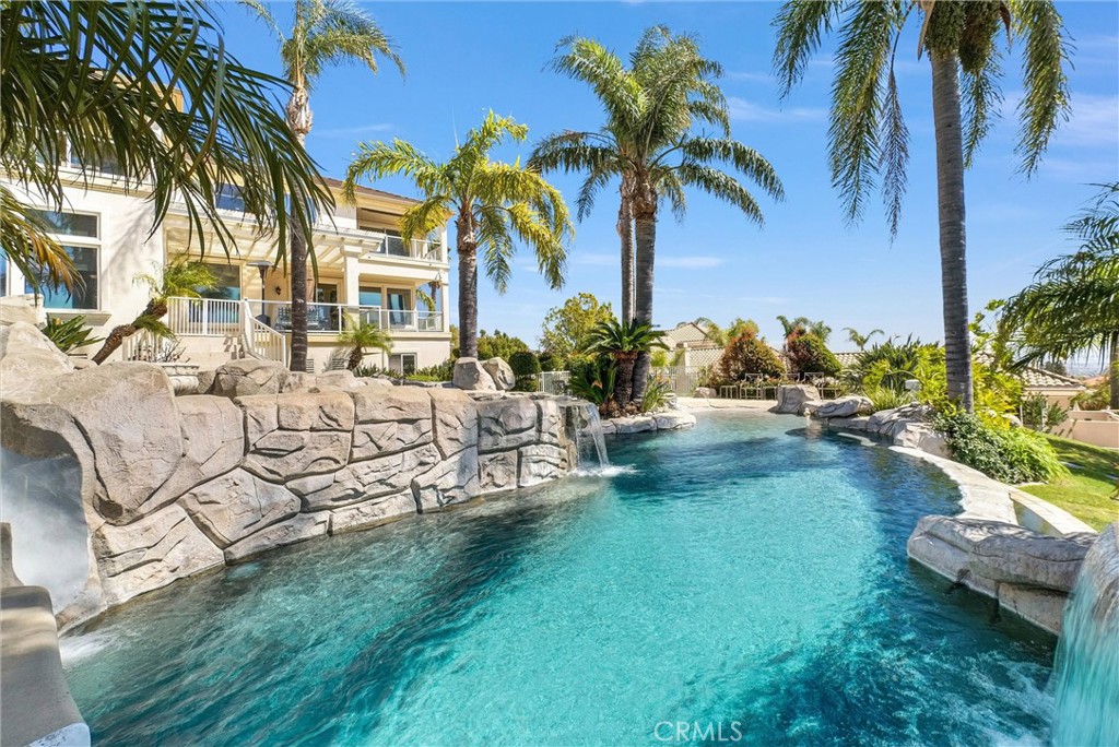 10817 Carriage Drive