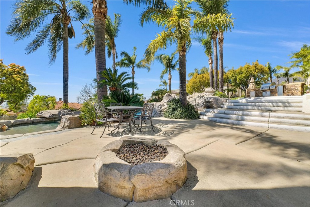 10817 Carriage Drive