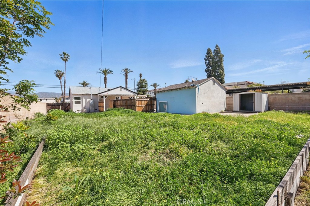 19526 E Cienega Avenue