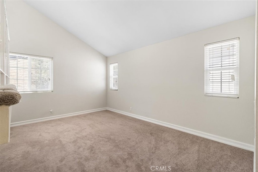 11 Rainbow Ridge Road