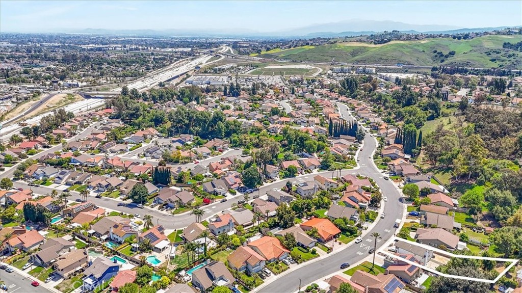 11 Rainbow Ridge Road