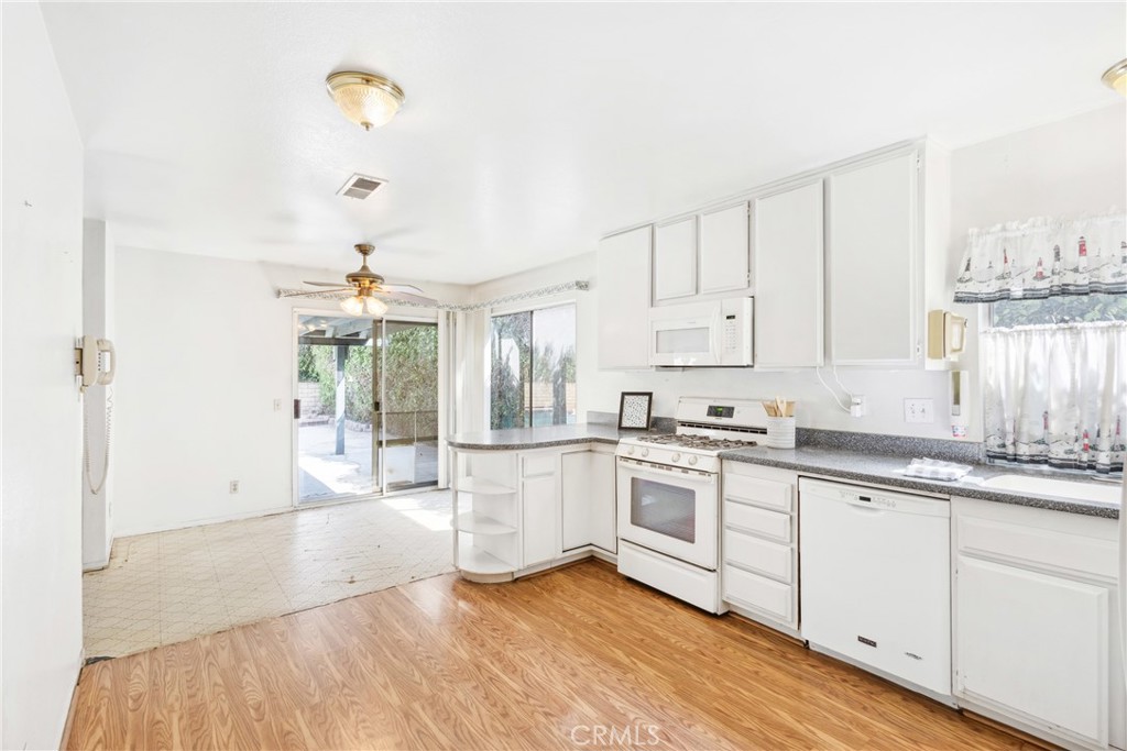 1581 Paseo Ave.