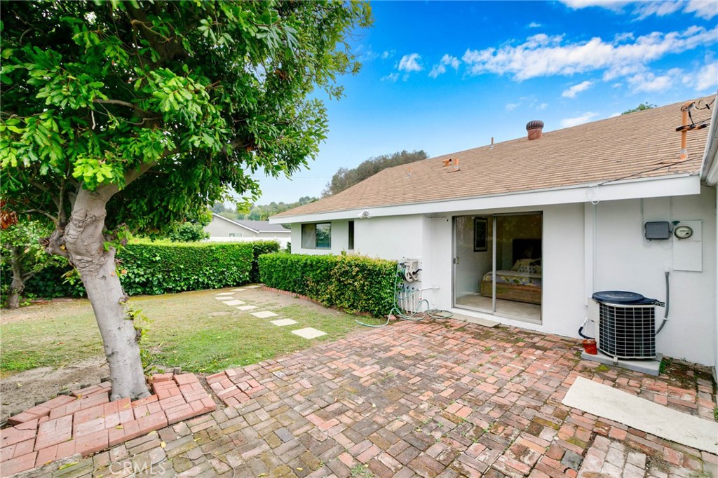 20308 Collegewood Drive