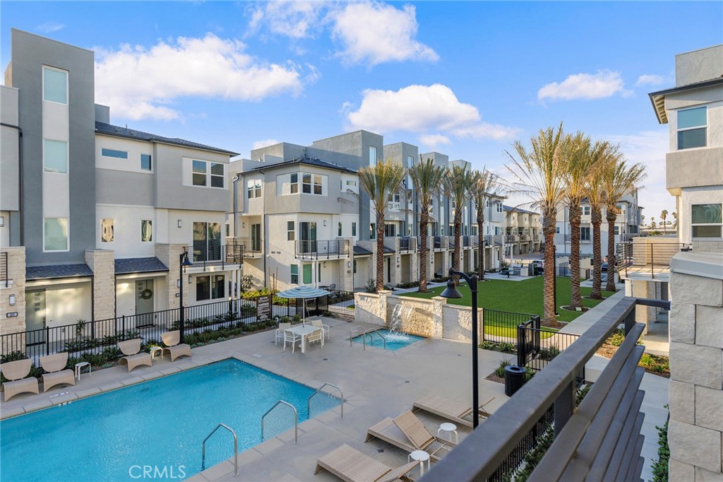 1315 W Cara Drive