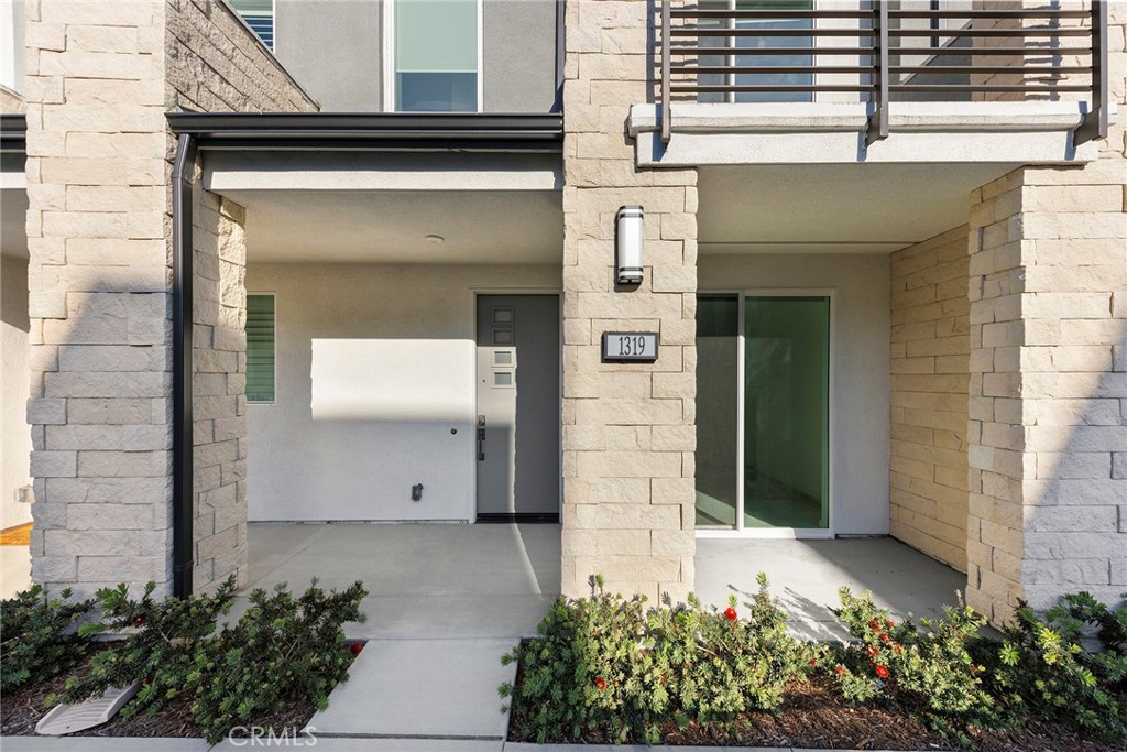 1315 W Cara Drive