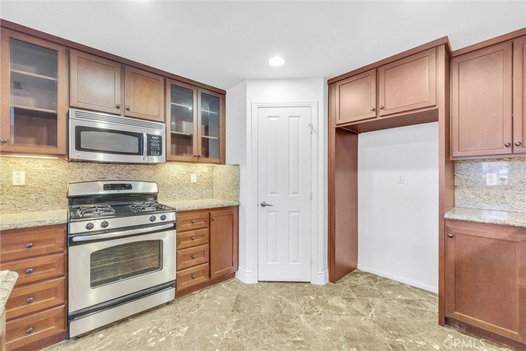 12455 Benton Drive 2