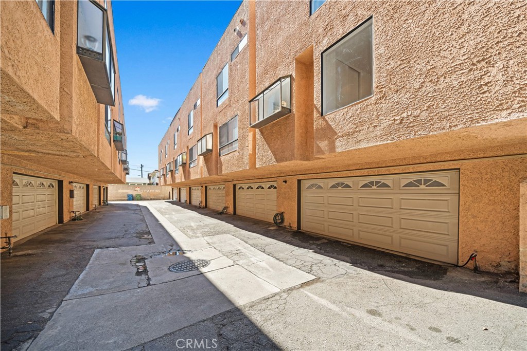 105 S Marguerita Avenue A