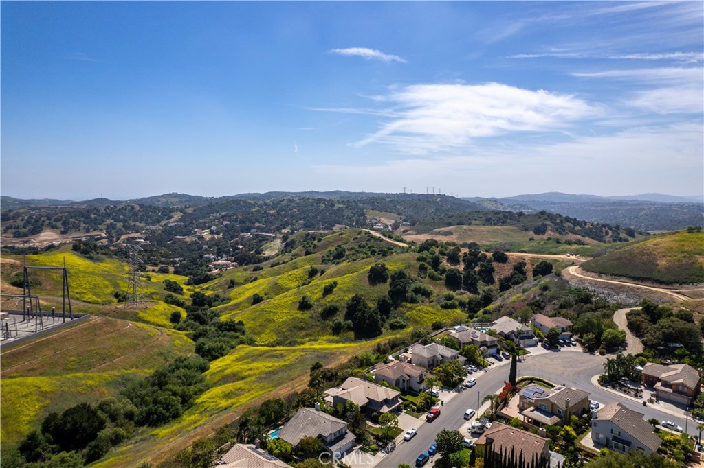 15043 Avenida Compadres