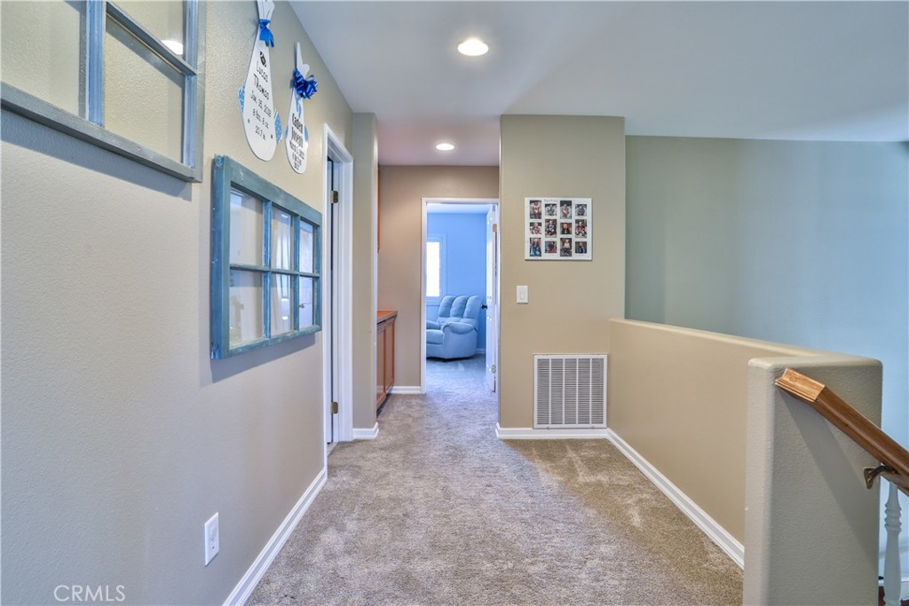 15043 Avenida Compadres