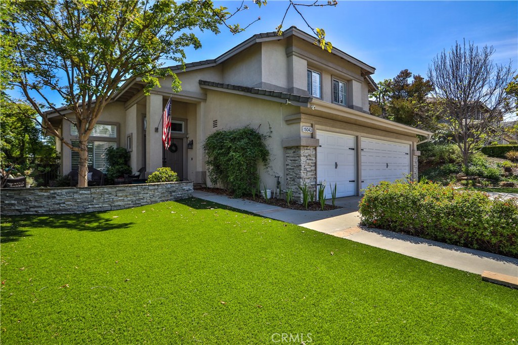 15043 Avenida Compadres