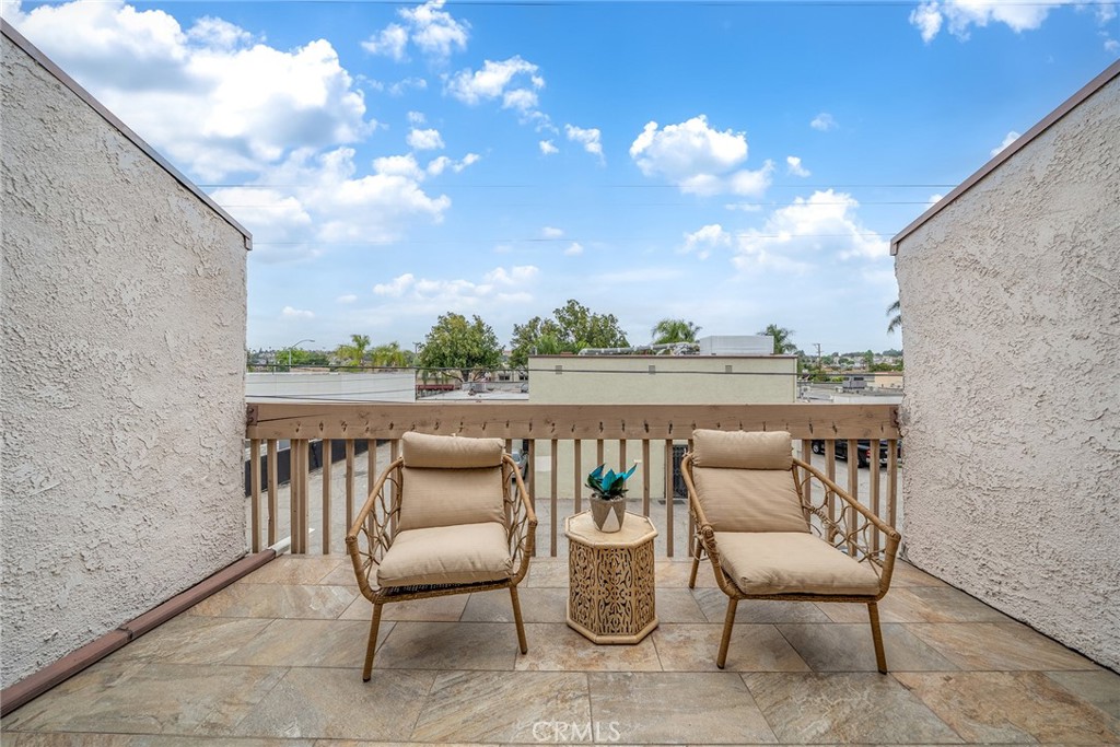 109 N Nicholson Avenue A