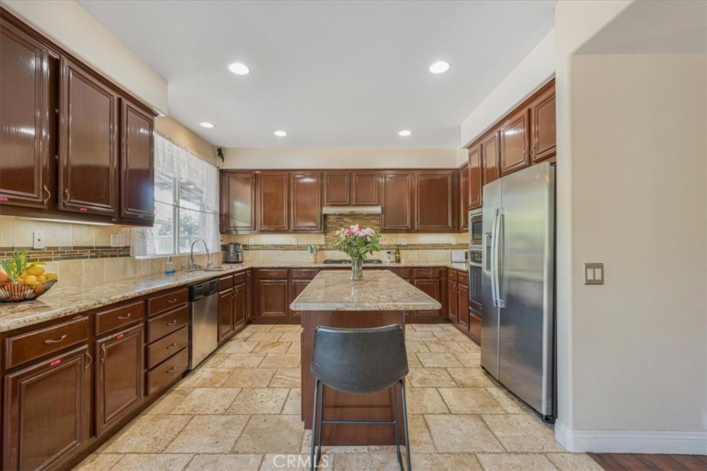 12614 Torrey Pine Road