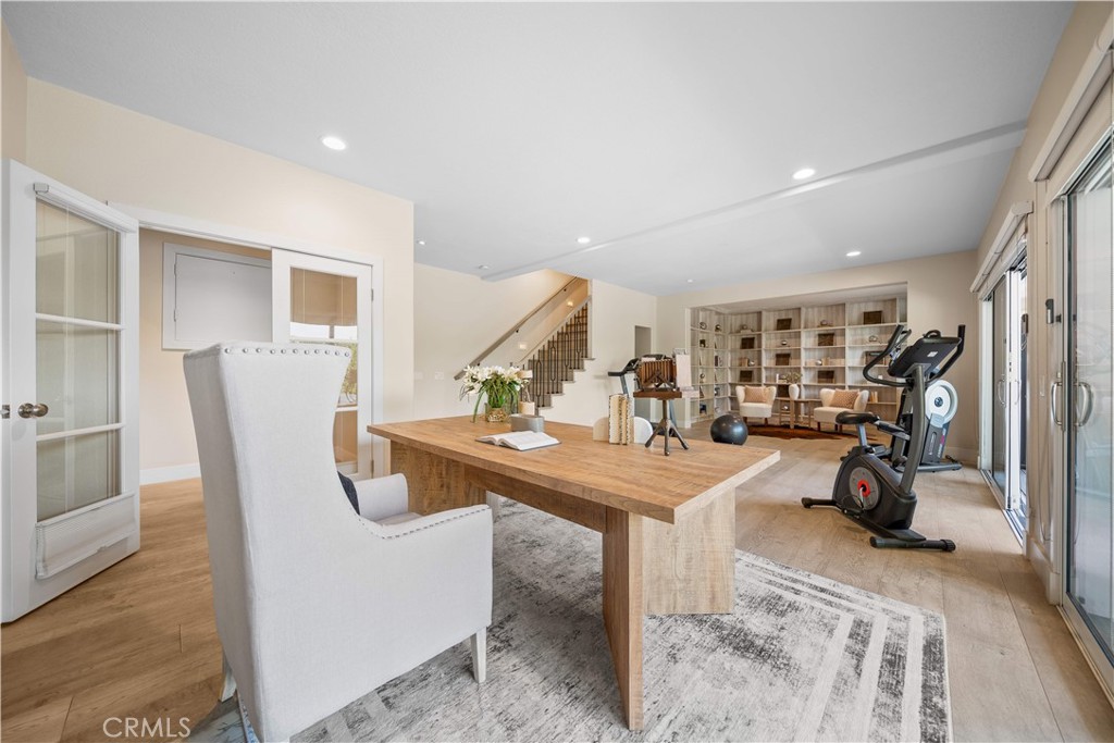 3048 Street Of The Chimes