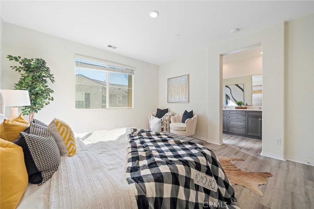 16022 Voyager Avenue