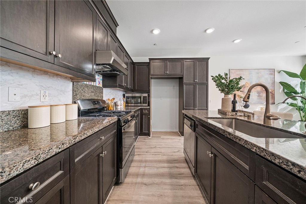 16022 Voyager Avenue