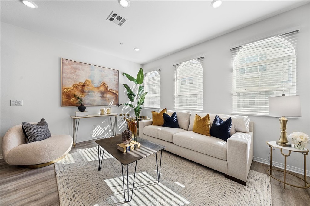 16022 Voyager Avenue