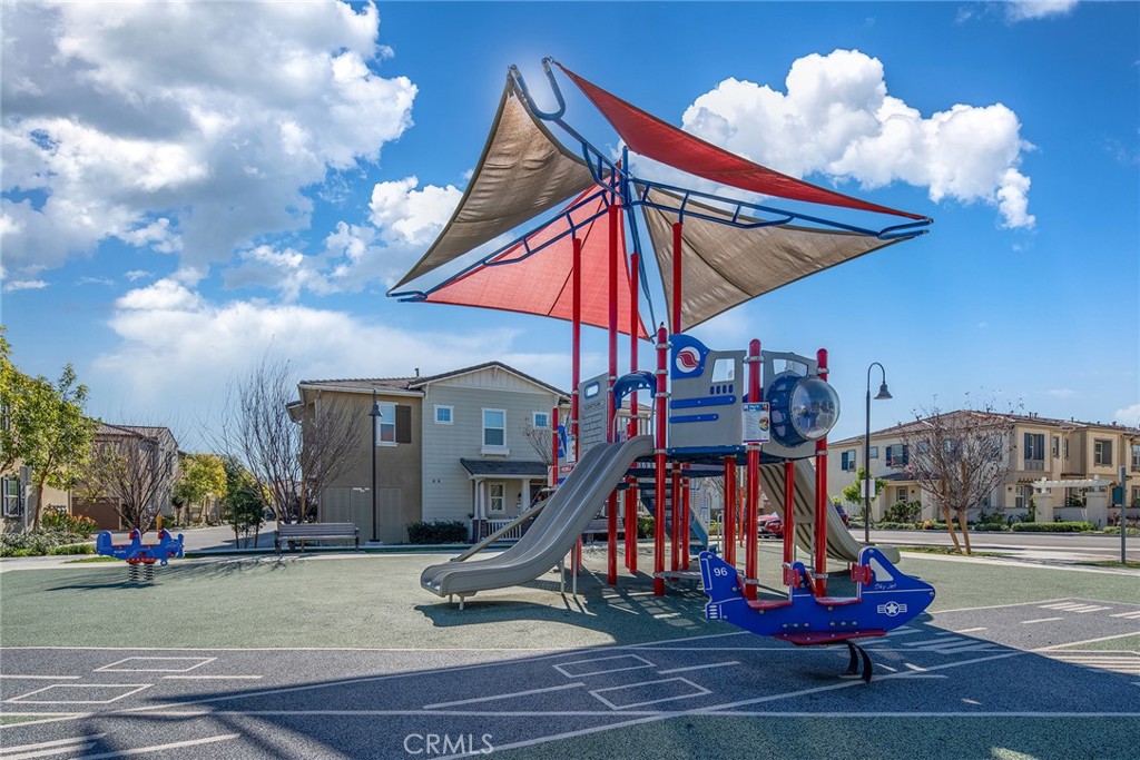 16022 Voyager Avenue