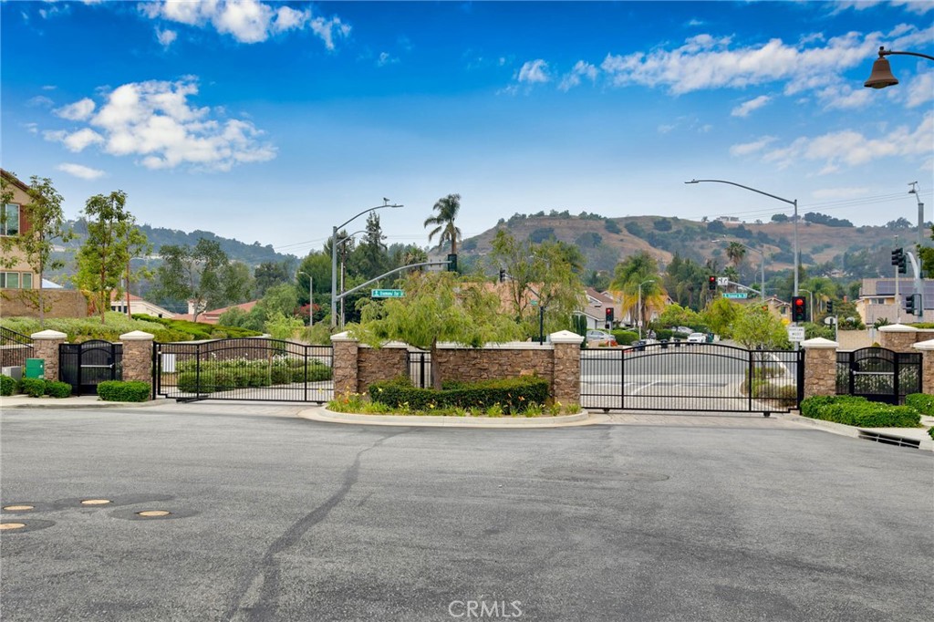 21109 Willow Heights Drive