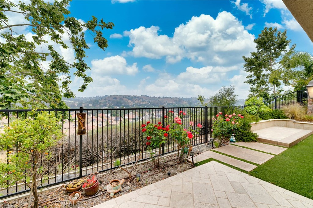 21109 Willow Heights Drive