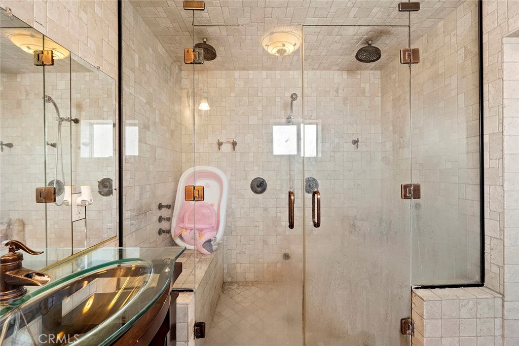 3339 Dorchester Avenue