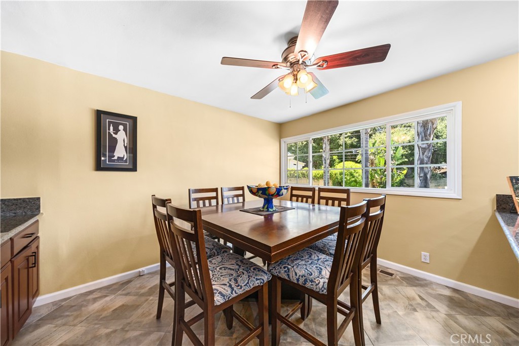 644 E Mountain View Avenue