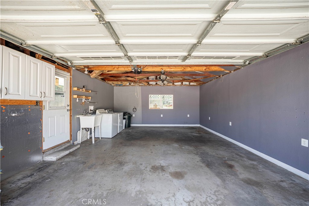 644 E Mountain View Avenue