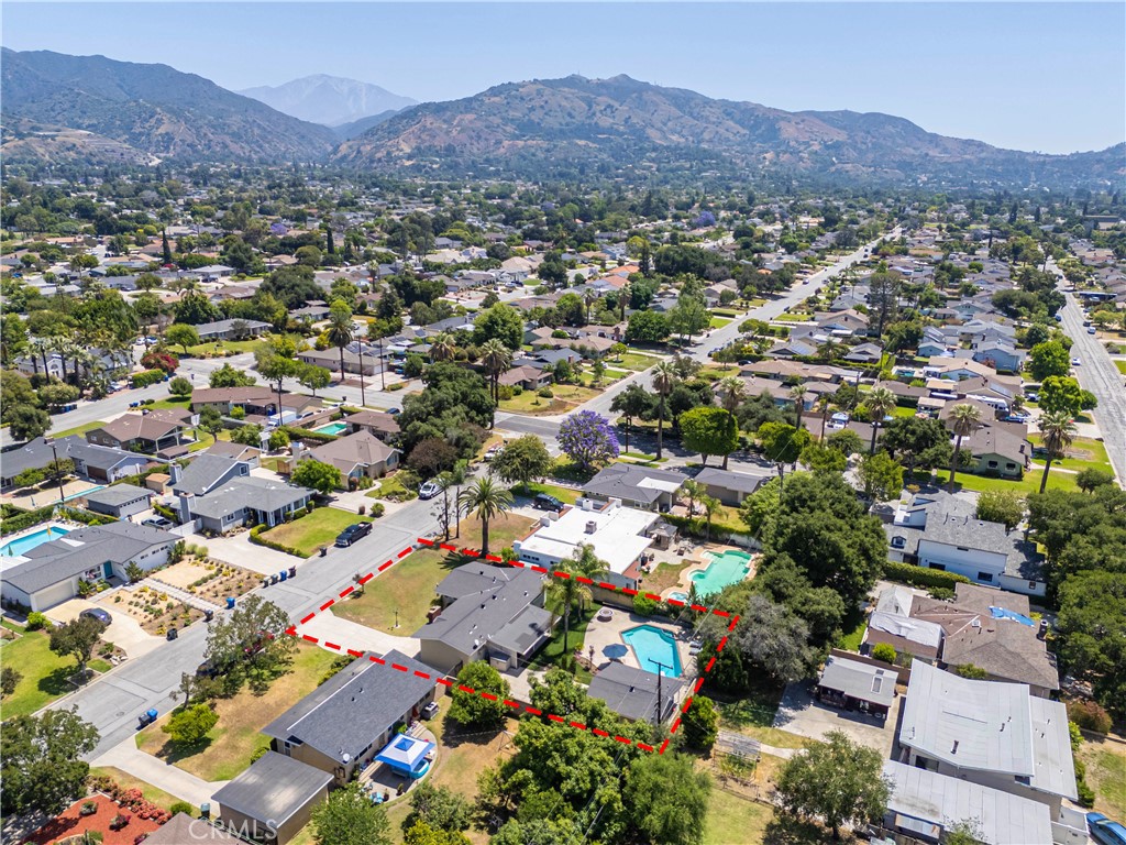 644 E Mountain View Avenue