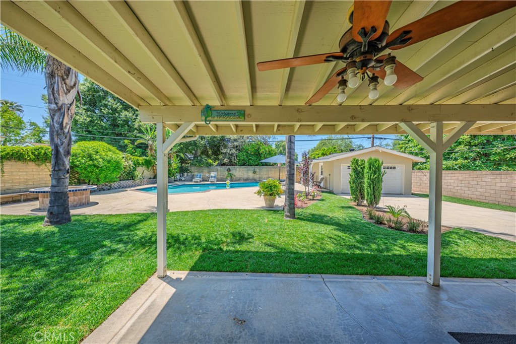 644 E Mountain View Avenue