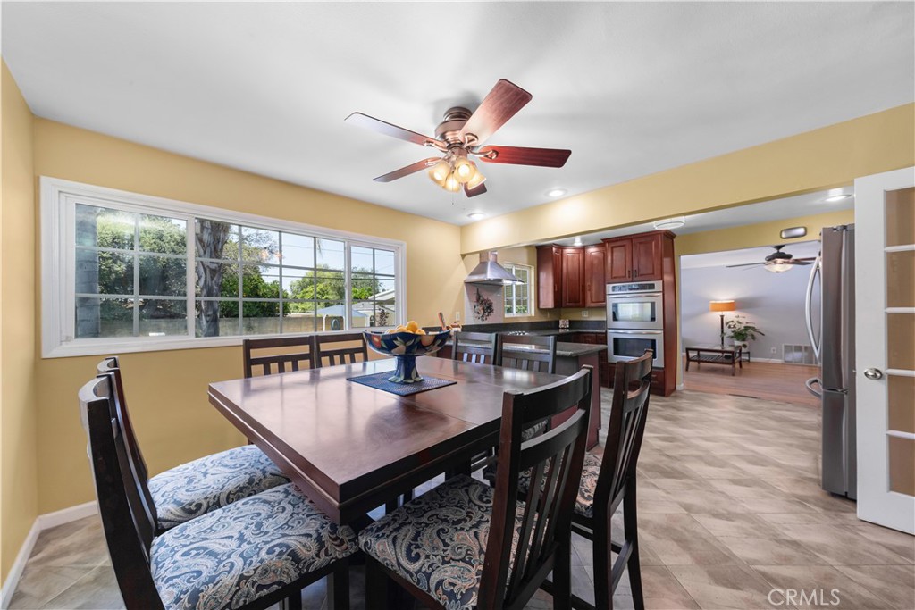 644 E Mountain View Avenue